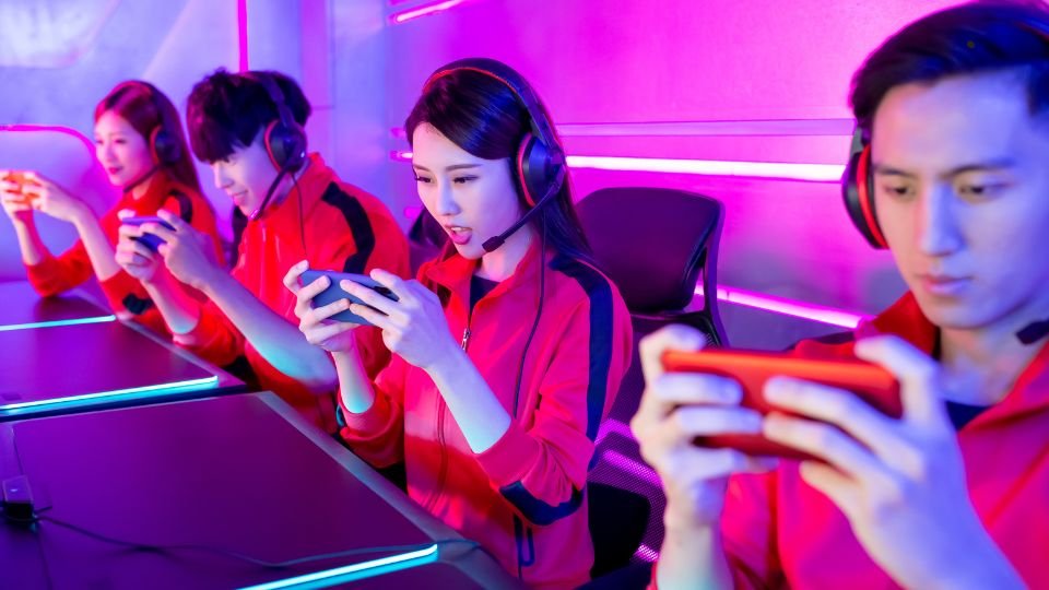 diviertete aun mas jugando a juegos retro en tu movil a travles de la experiencia multijugador